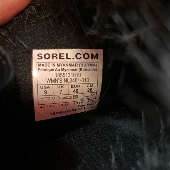 Sorel Black Faux Fur Winter Boots - Picture 5 of 5